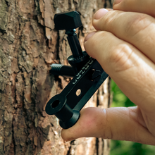 Load image into Gallery viewer, Screw-In Tree Mount